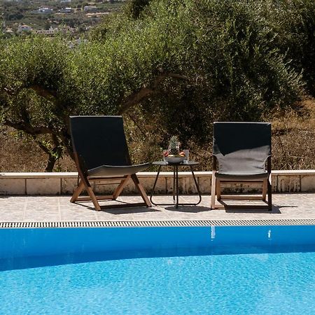 Lefkothea Villas With Large Pool, Bbq & Playground Adelianos Kampos Exterior photo