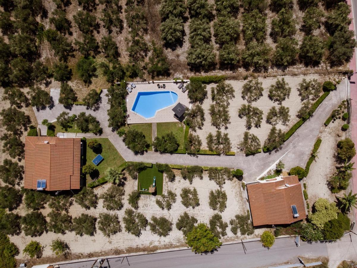 Lefkothea Villas With Large Pool, Bbq & Playground Adelianos Kampos Exterior photo
