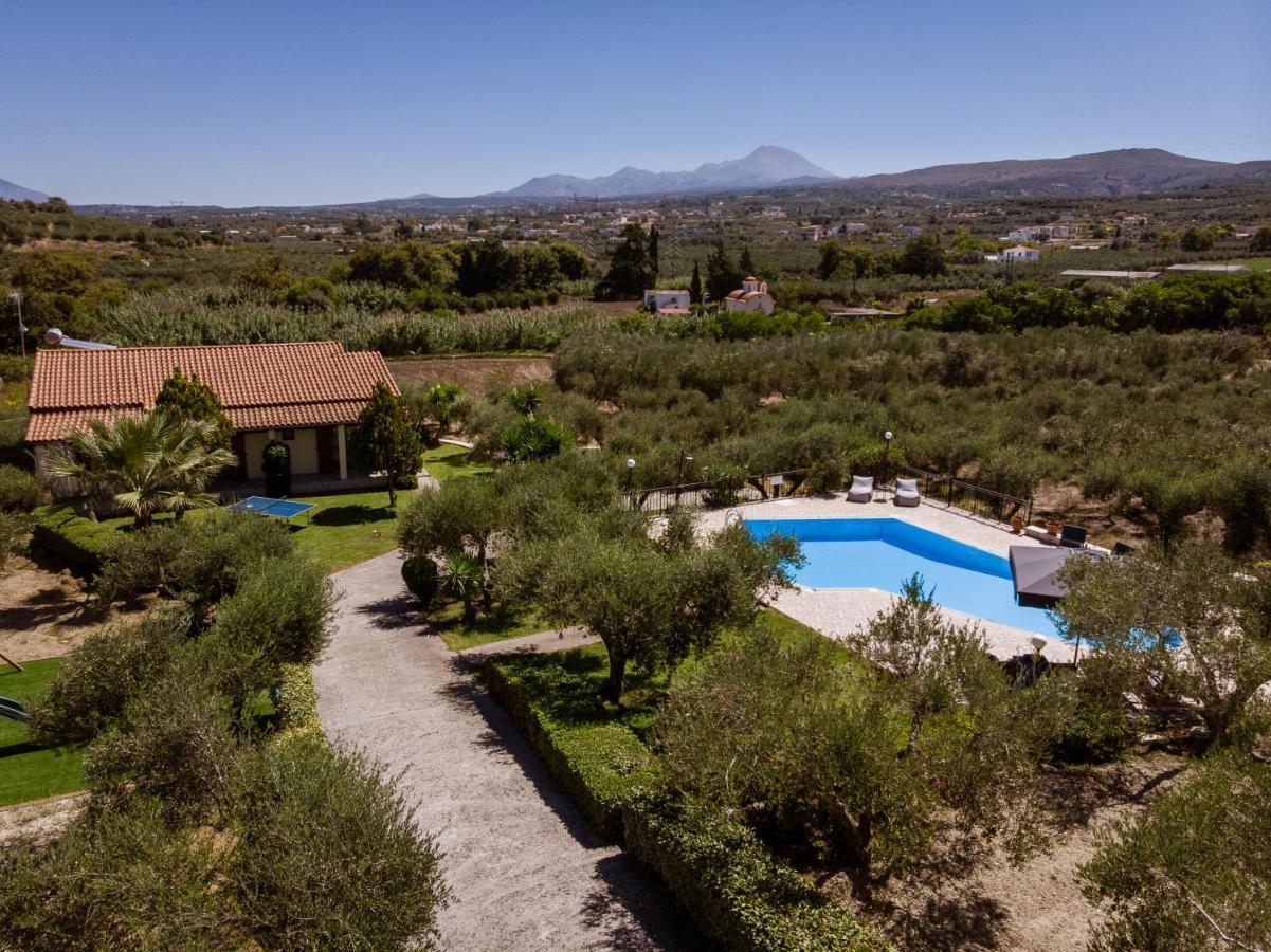 Lefkothea Villas With Large Pool, Bbq & Playground Adelianos Kampos Exterior photo
